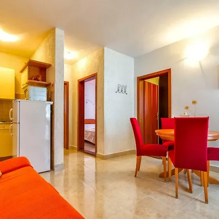 Lägenhet Apartman Ola *